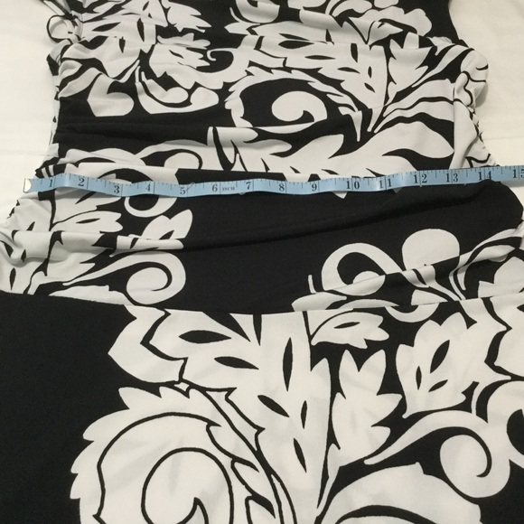 En Focus Studio Black & White Floral Dress.- —SOLD - Picture 6 of 6